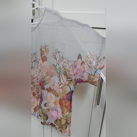 Merric floral top - Picture 3 of 8